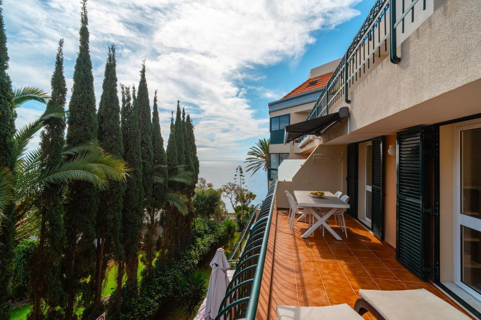 Sea View Apartment Funchal (Madeira)